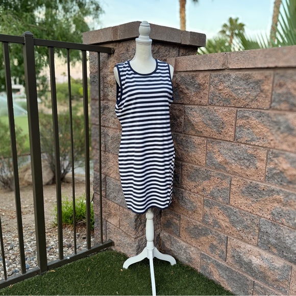 Michael Kors Striped Snap-Around Mini Dress.  NWT - Picture 12 of 12
